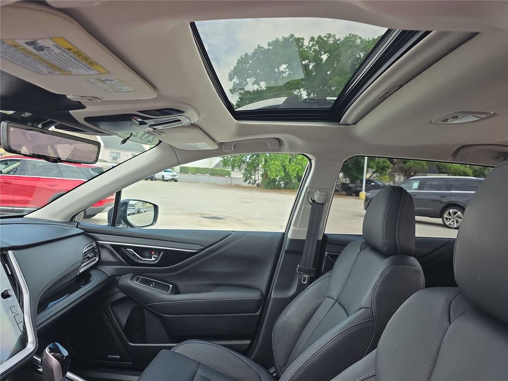 Used 2025 Subaru Outback Touring w/ Popular Package #2 image 28