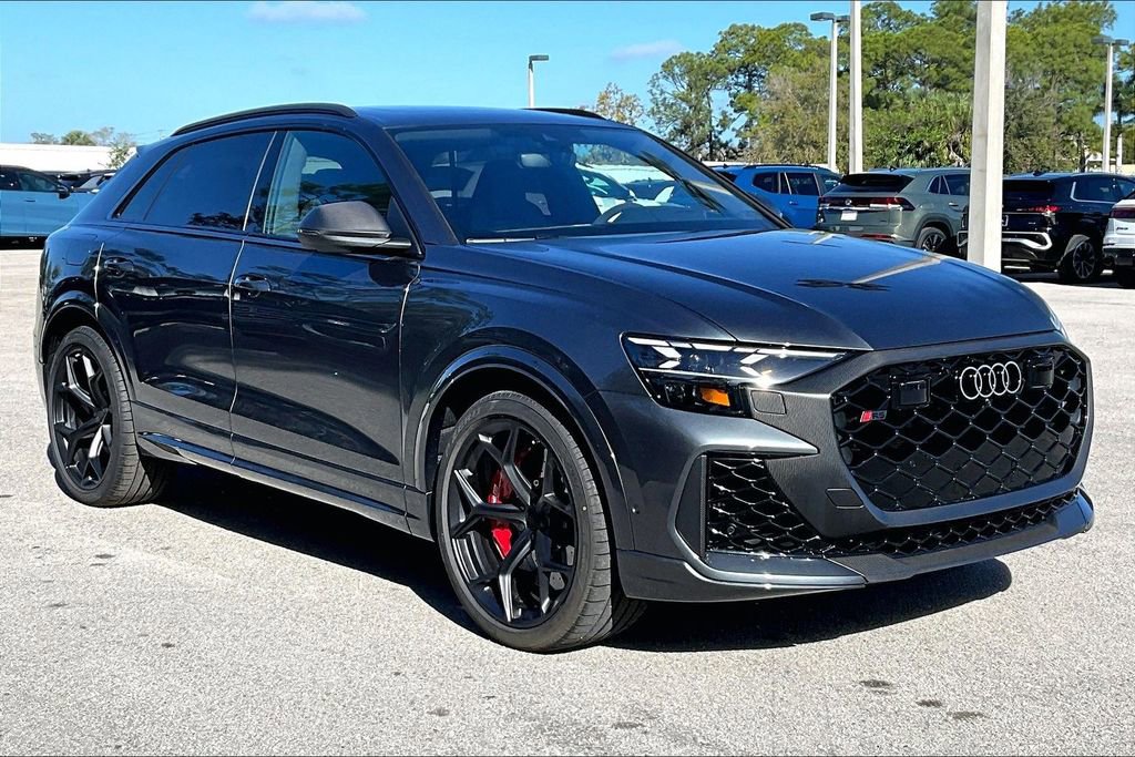 New 2026 Audi RS Q8 performance image 2