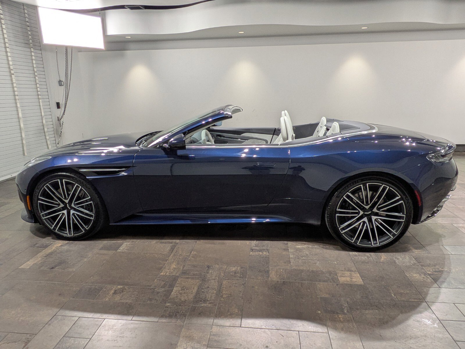 New 2026 Aston Martin DB12 Convertible image 24