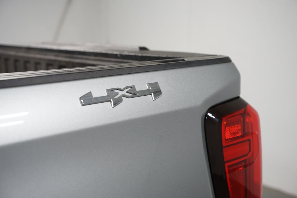 Used 2023 GMC Sierra 1500 Elevation AWD/4WD image 12