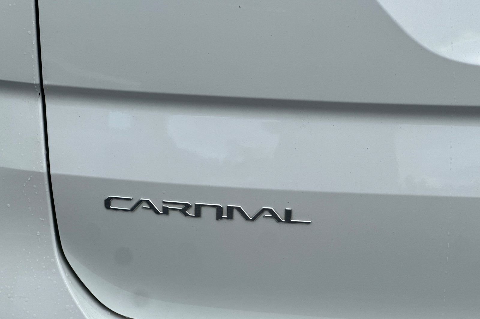 Certified 2023 Kia Carnival LX image 29