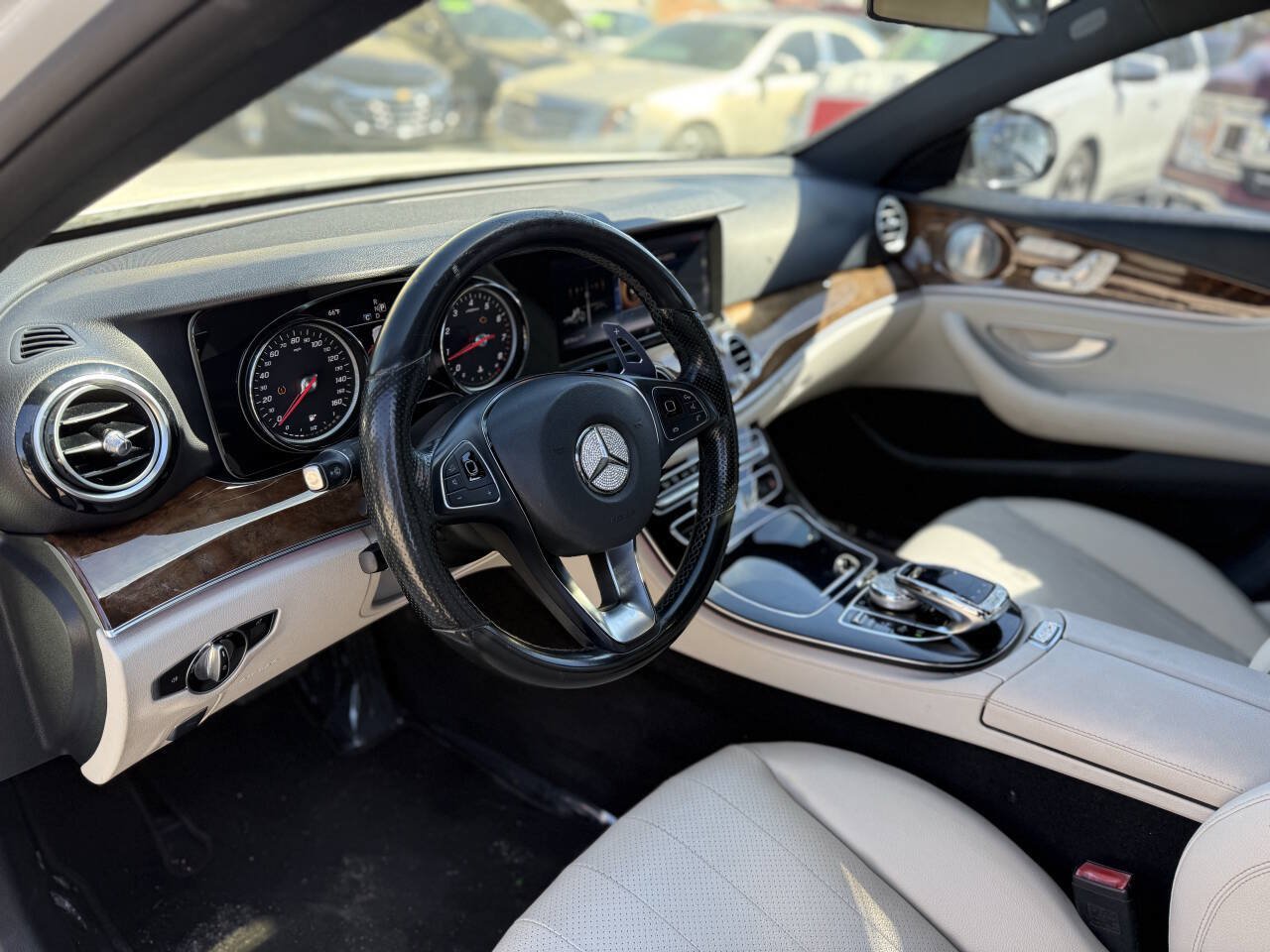 Used 2017 Mercedes-Benz E 300 4MATIC image 13