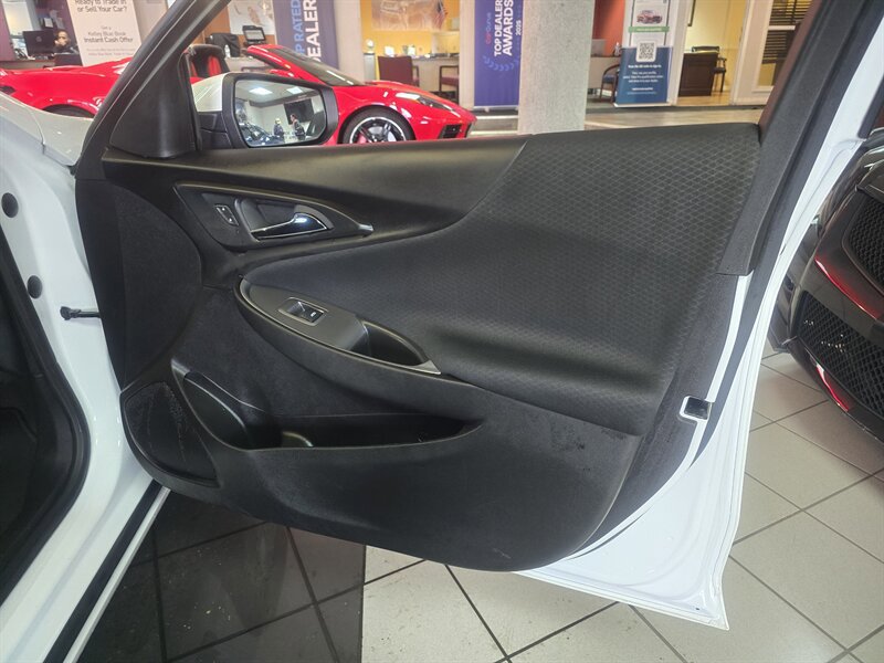 Used 2024 Chevrolet Malibu LT image 12