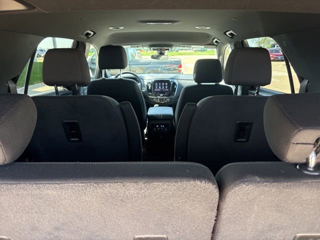 Used 2023 Chevrolet Traverse LT FWD image 19