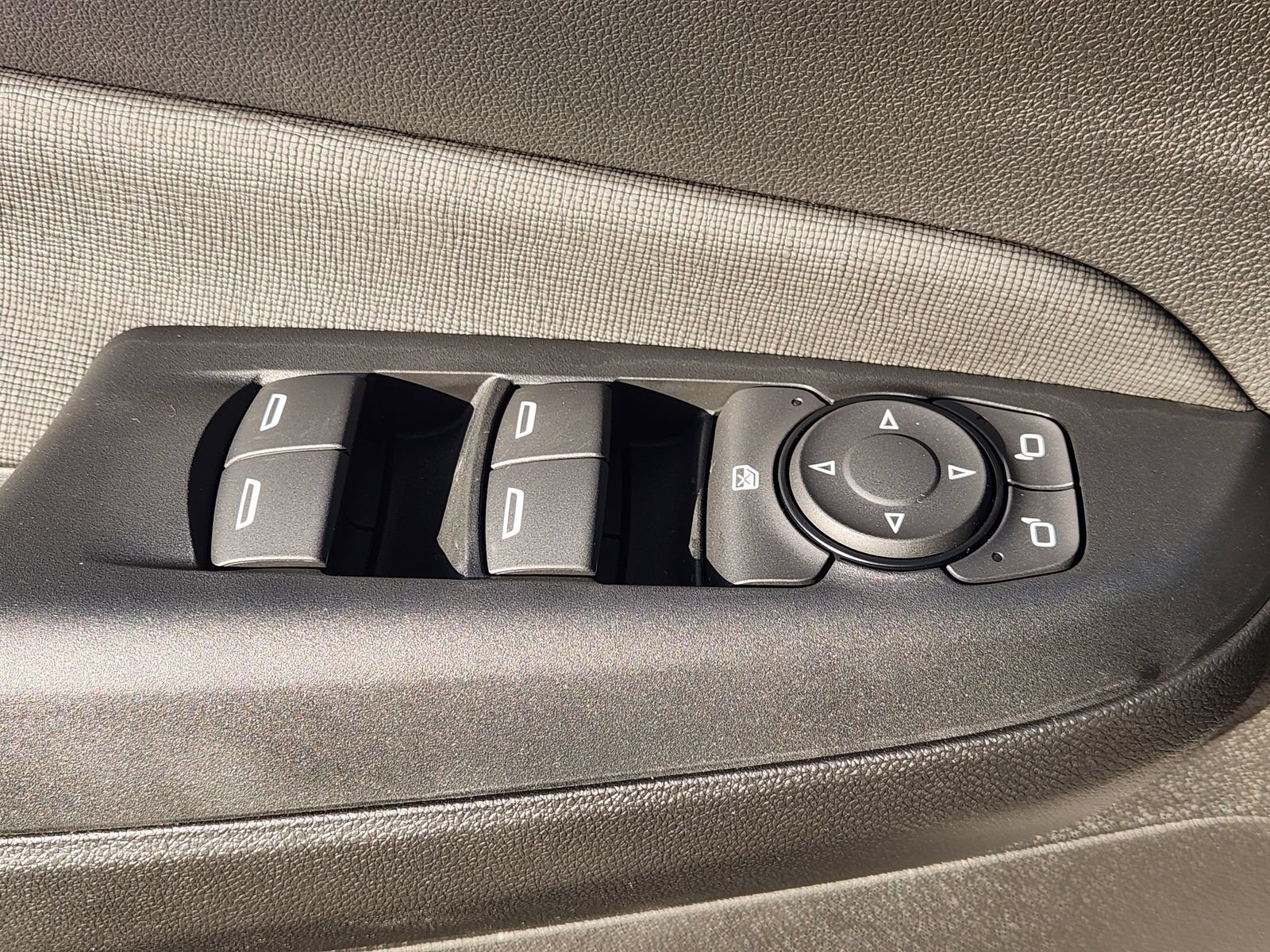 New 2026 Buick Envista Sport Touring w/ Convenience I Package FWD image 28