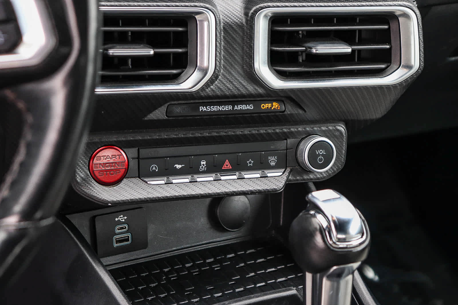 Used 2024 Ford Mustang Premium RWD image 18