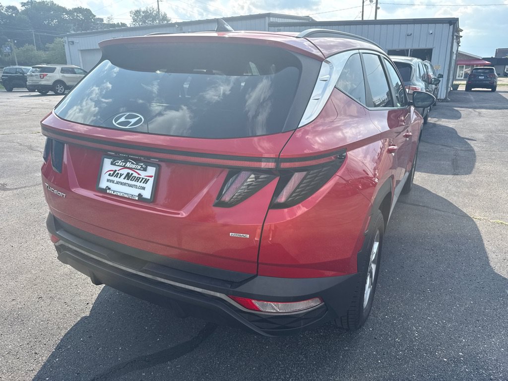 Used 2022 Hyundai Tucson SEL w/ Cargo Package AWD/4WD image 8