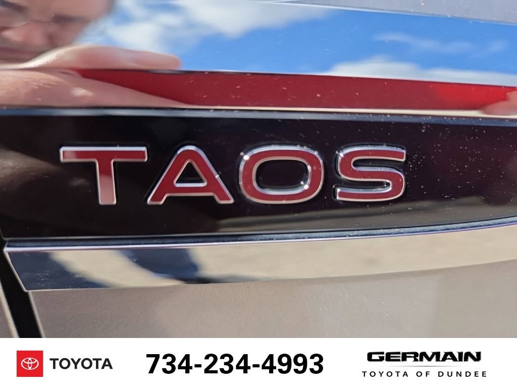 Used 2022 Volkswagen Taos SEL w/ Panoramic Sunroof Package image 22