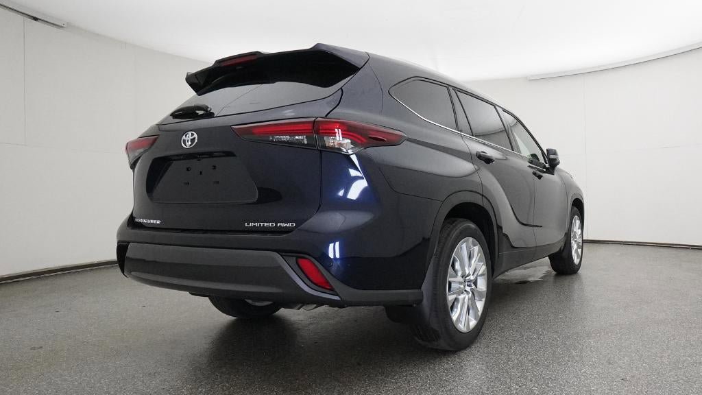 New 2026 Toyota Highlander Limited AWD/4WD image 24