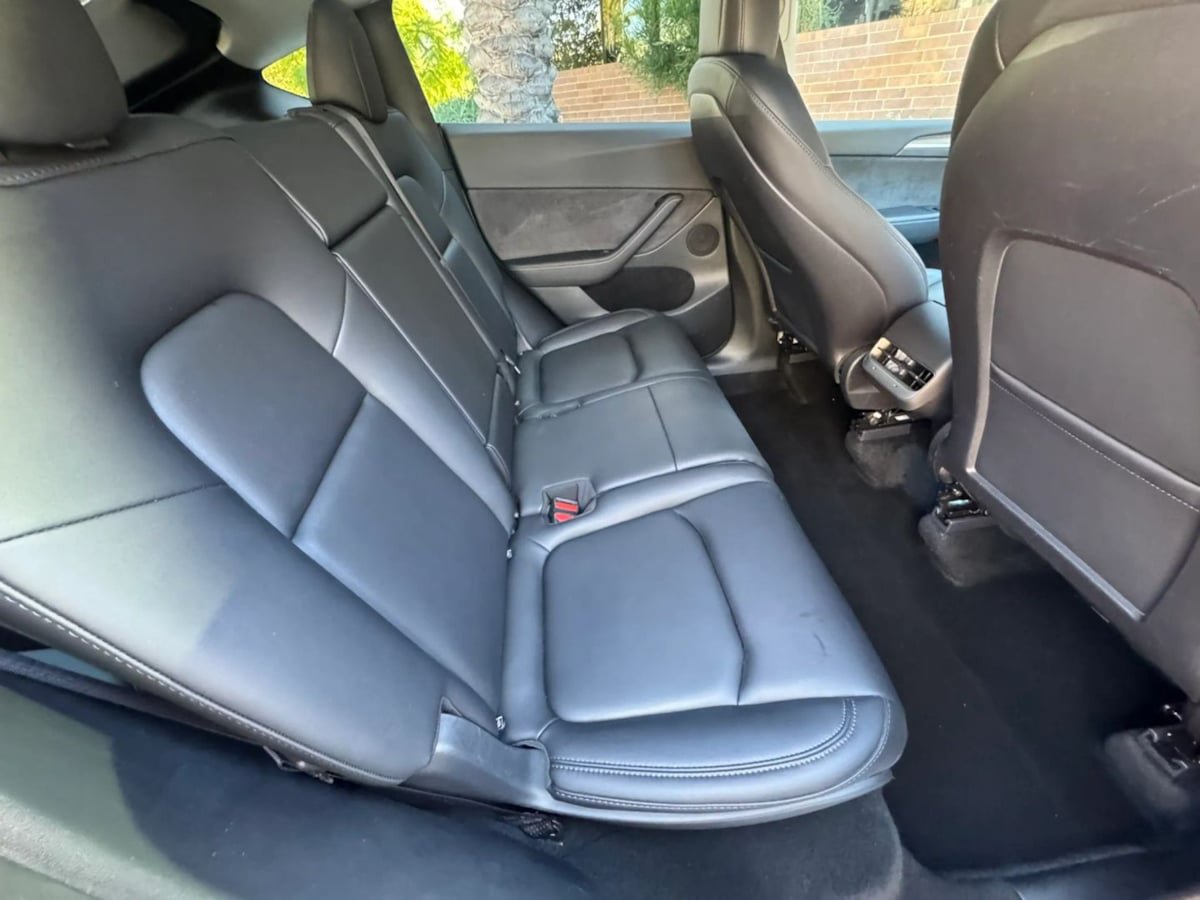 Used 2024 Tesla Model Y Long Range AWD/4WD image 13