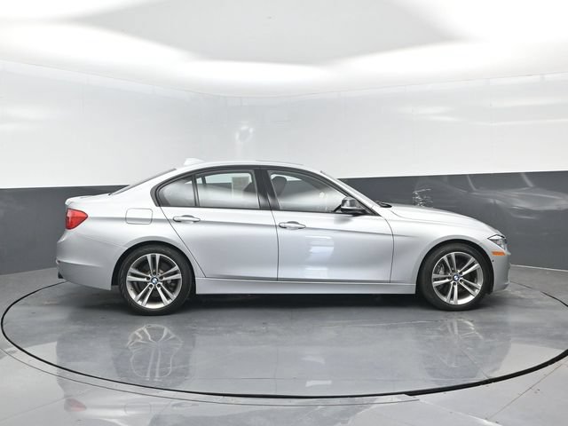 Used 2014 BMW 335i xDrive Sedan AWD/4WD image 3