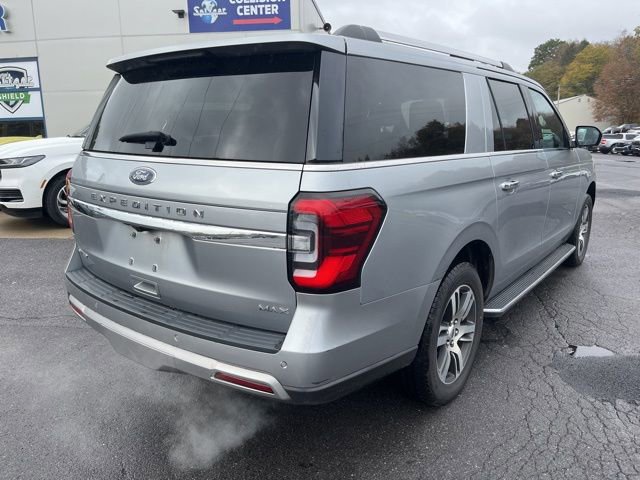 Used 2022 Ford Expedition Max Limited image 4