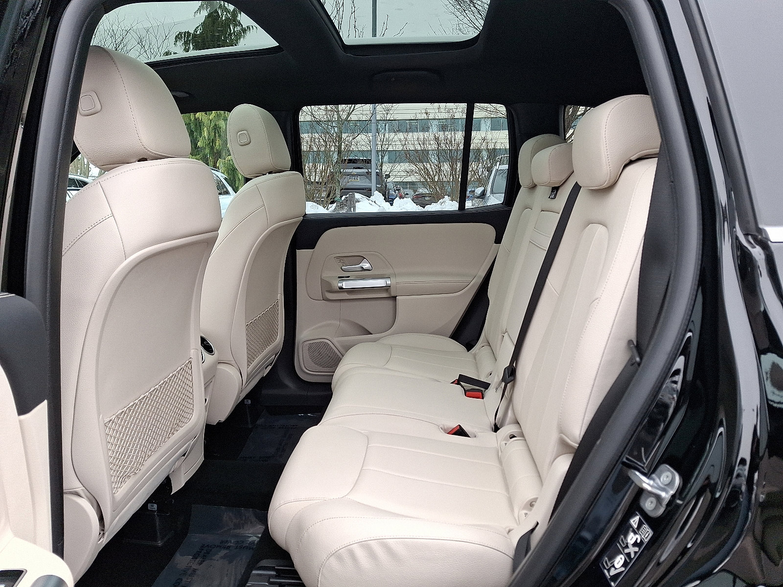 Certified 2023 Mercedes-Benz GLB 250 4MATIC image 10