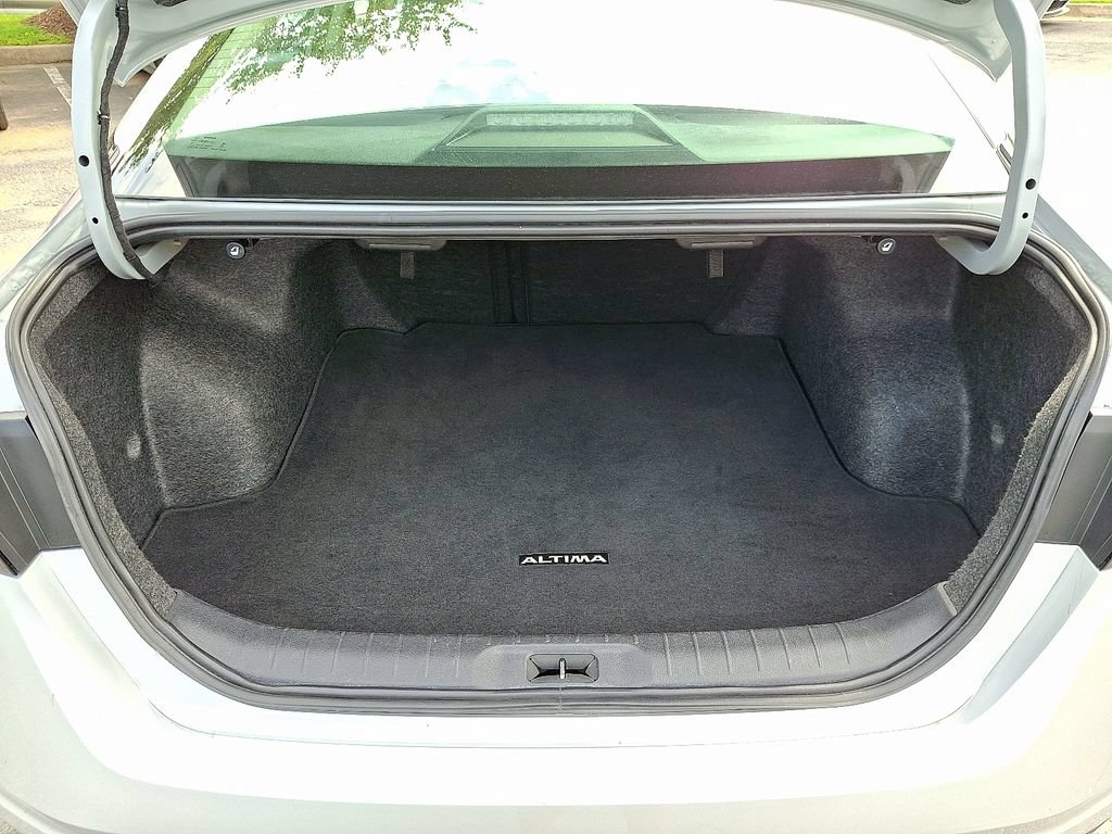 Used 2024 Nissan Altima 2.5 SR FWD image 28