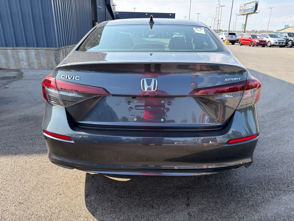 Used 2025 Honda Civic Sport image 6
