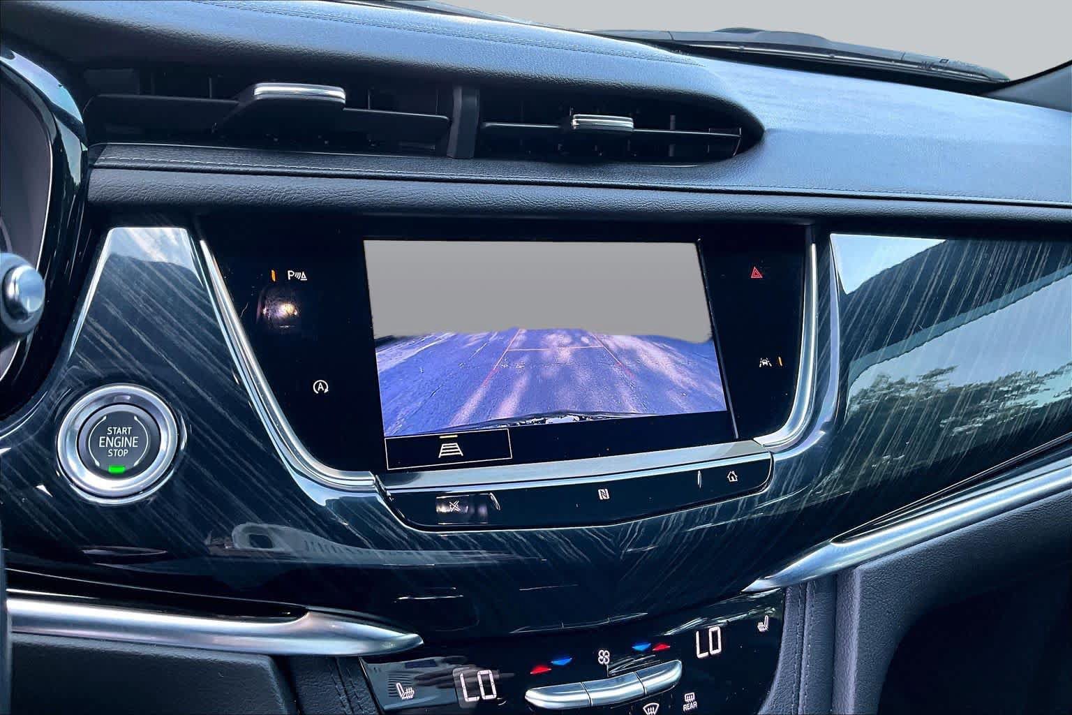 Used 2021 Cadillac XT6 Premium Luxury AWD/4WD image 27