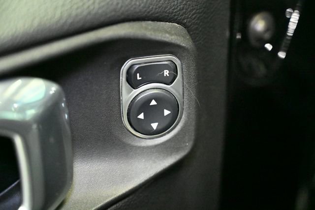 Used 2021 Jeep Wrangler Unlimited Sahara image 44