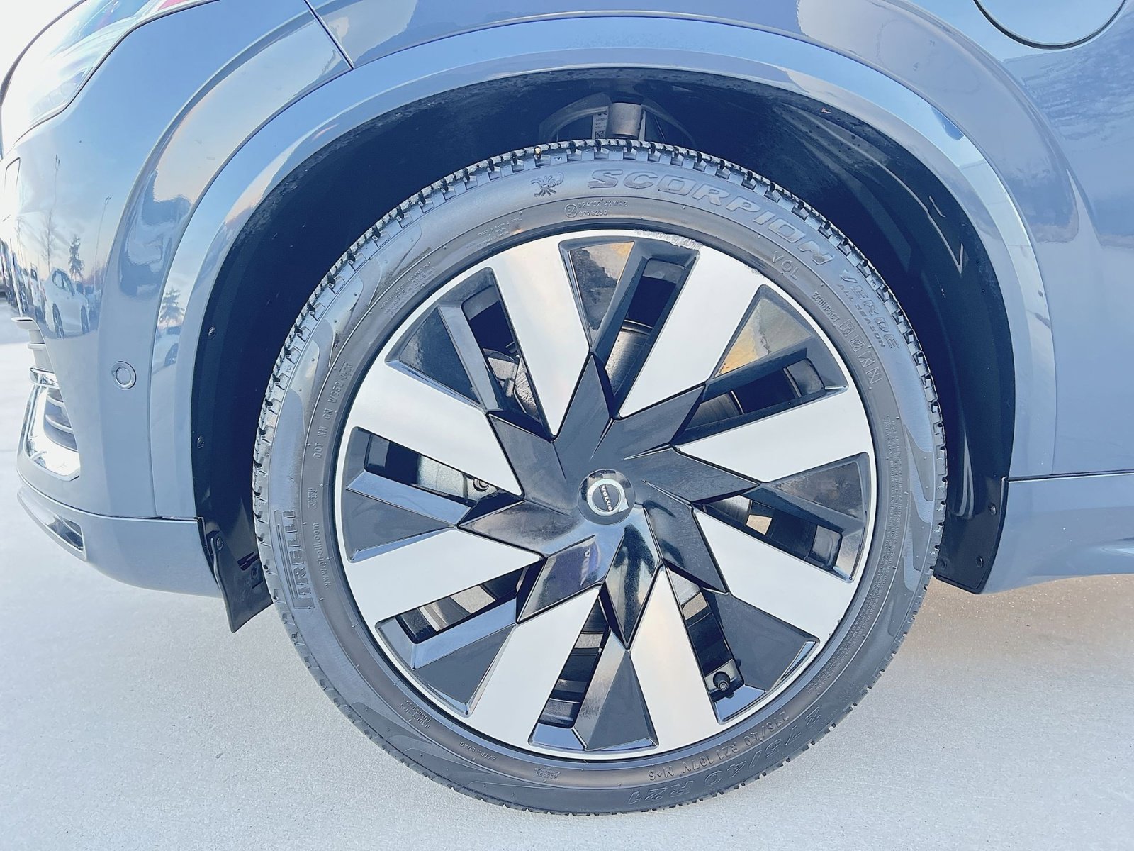 Certified 2023 Volvo XC90 T8 Ultimate image 12