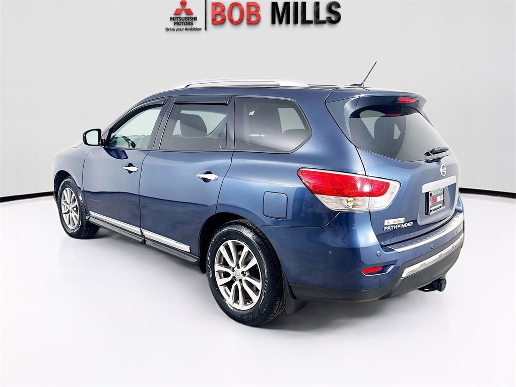 Used 2015 Nissan Pathfinder SL image 5