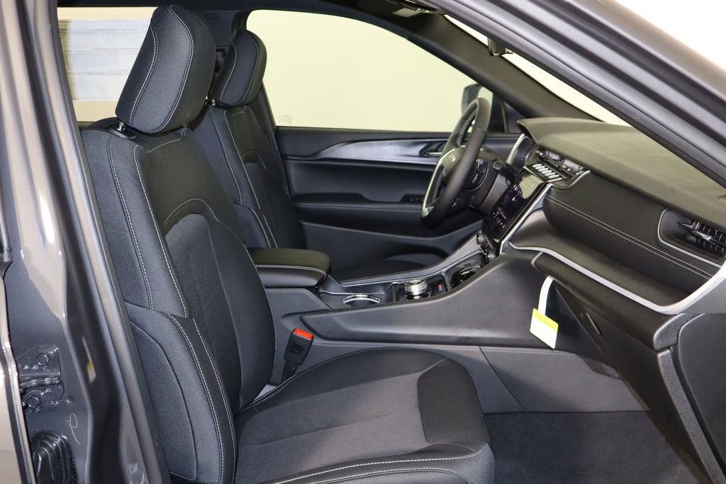 New 2026 Jeep Grand Cherokee Laredo X image 19