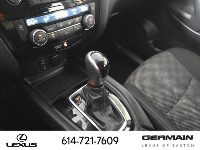 Used 2017 Nissan Rogue Sport SV AWD/4WD image 26
