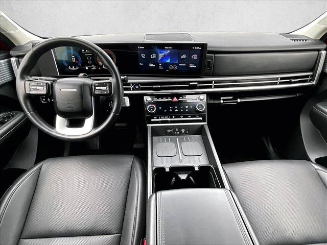 Used 2026 Hyundai Santa Fe SEL FWD image 16
