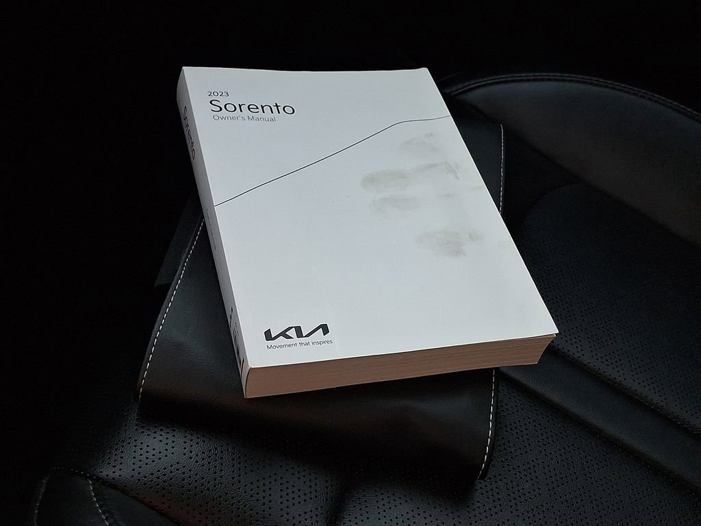Used 2023 Kia Sorento X-Line EX image 29