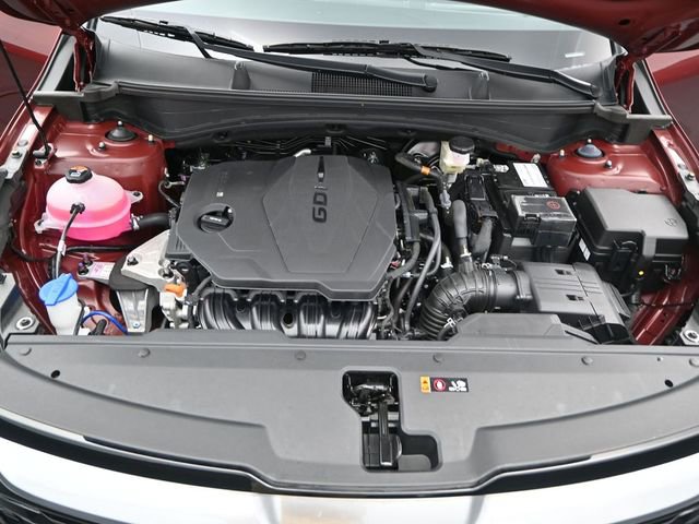 Used 2025 Kia Sportage SX image 17