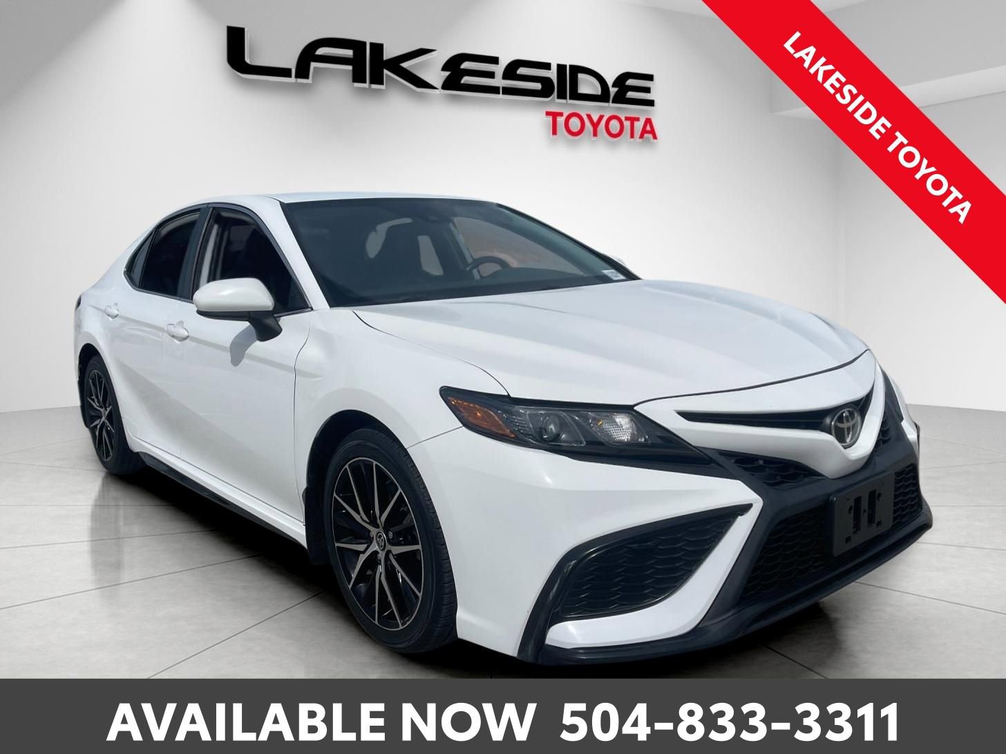Used 2021 Toyota Camry SE FWD image 8