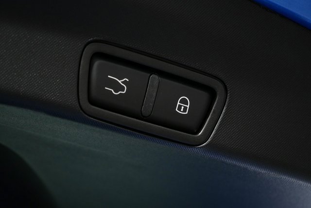 New 2025 Alfa Romeo Stelvio Sprint w/ Convenience Package image 31