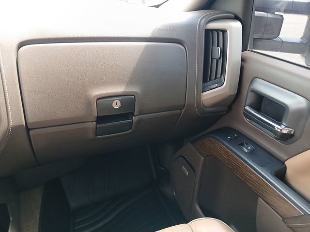 Used 2017 GMC Sierra 2500 Denali w/ Duramax Plus Package AWD/4WD image 40
