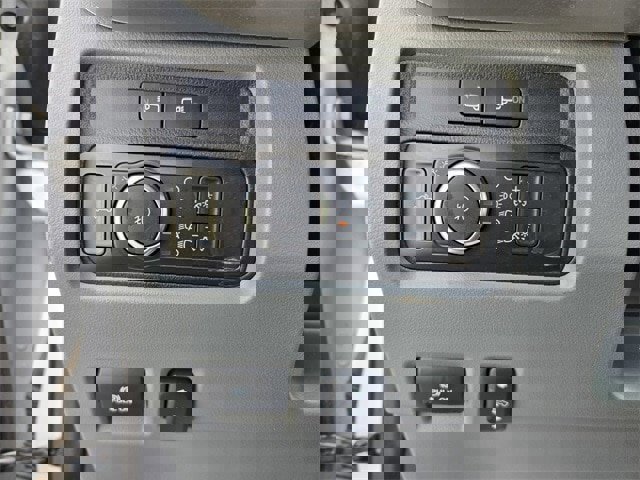 Certified 2024 Ford F350 XLT w/ FX4 Off-Road Package image 21