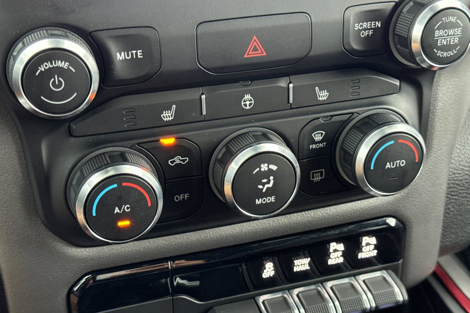 Used 2022 RAM 1500 Rebel w/ Rebel Level 2 Equipment Group AWD/4WD image 16