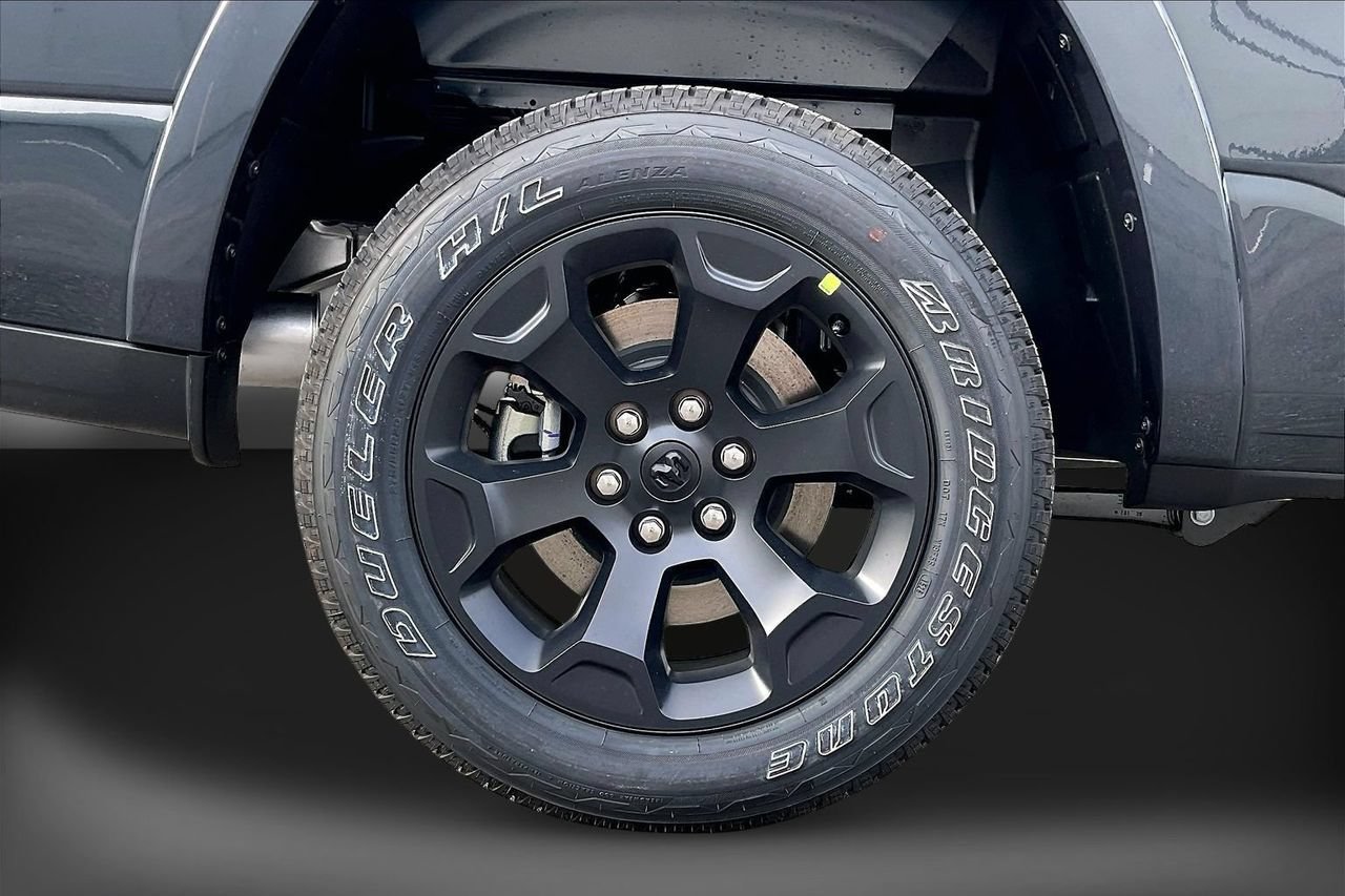 New 2026 RAM 1500 Big Horn AWD/4WD image 34