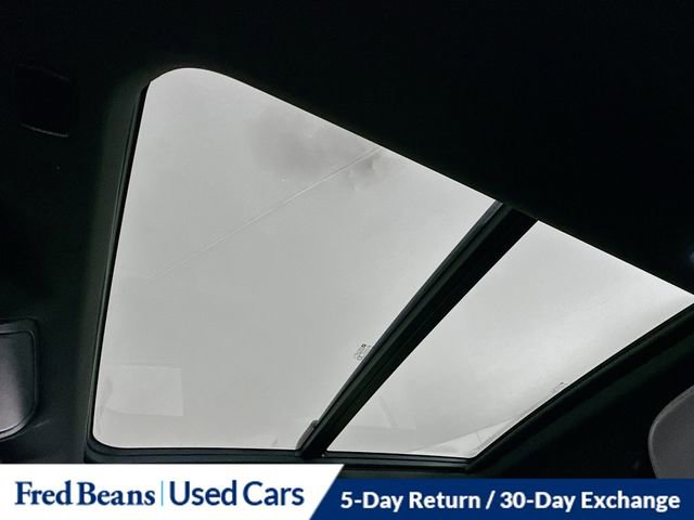 Used 2022 Chevrolet Suburban Z71 image 25