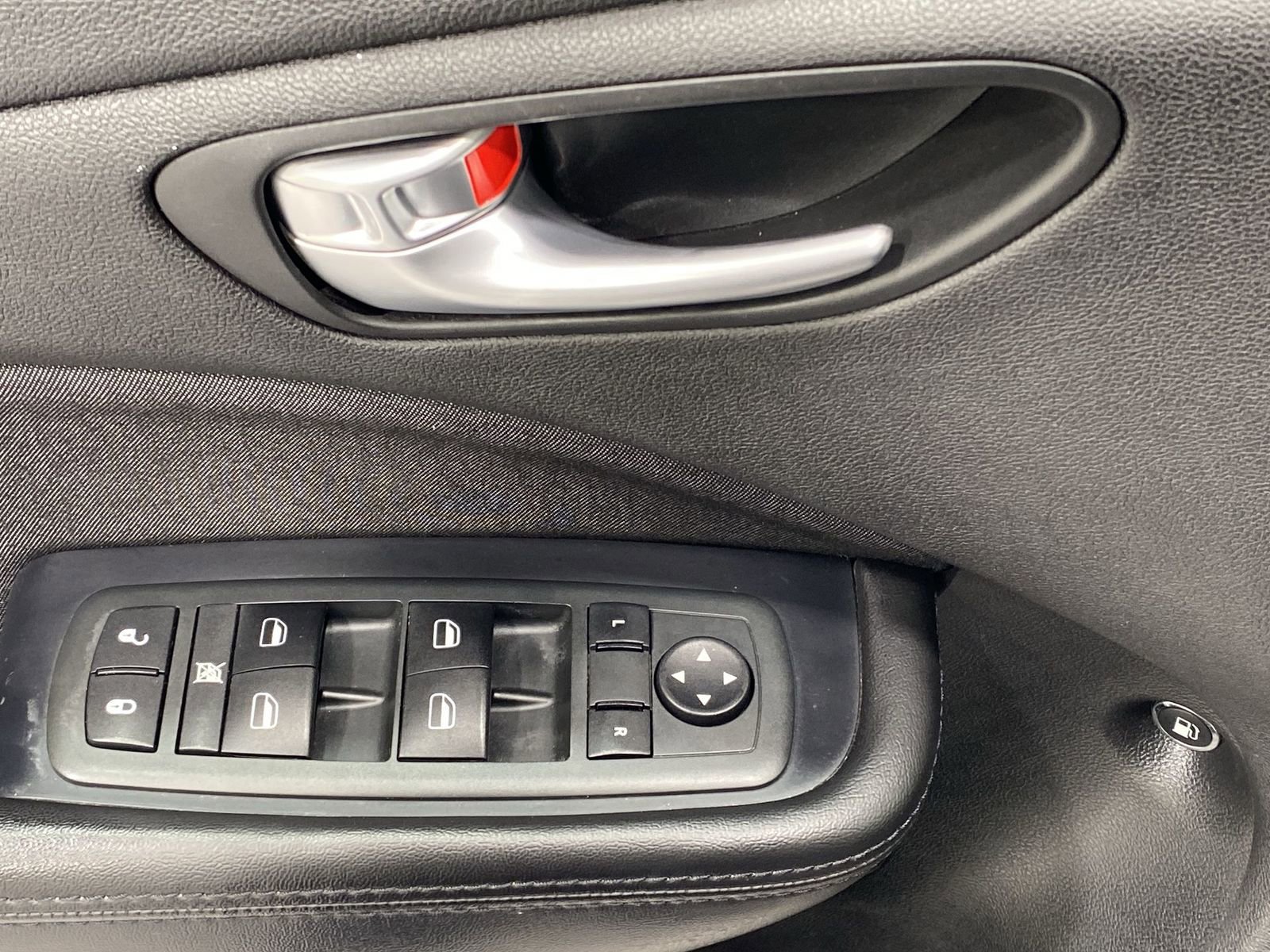 Used 2013 Dodge Dart SE w/ Value Group FWD image 13