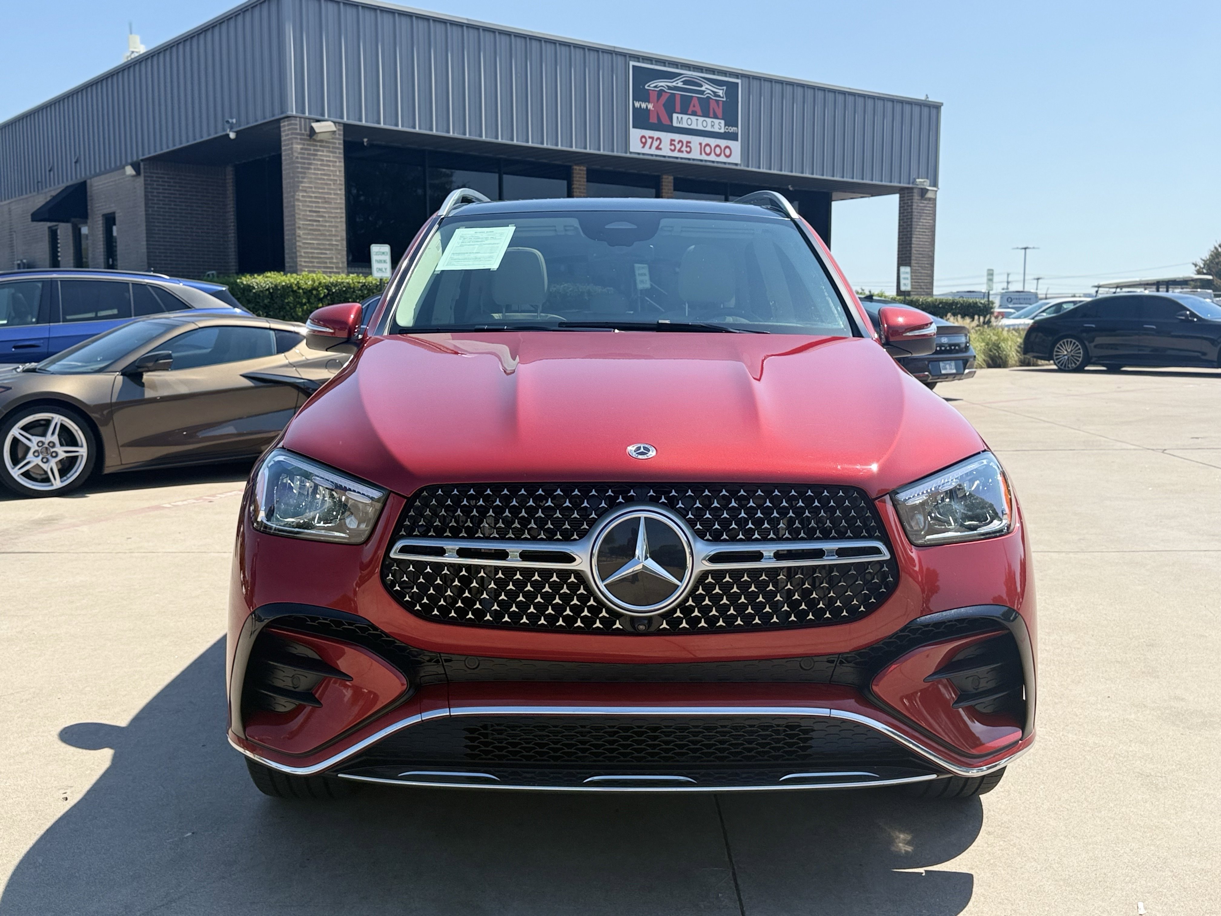 Used 2024 Mercedes-Benz GLE 350 4MATIC image 2