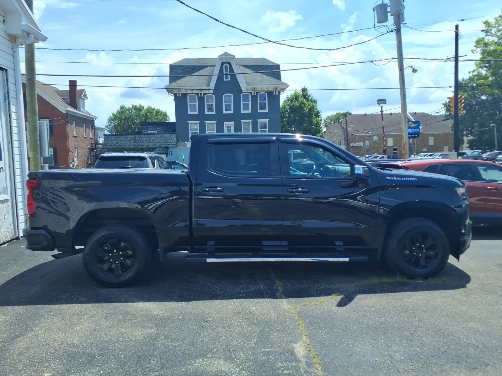 Certified 2019 Chevrolet Silverado 1500 LT w/ All-Star Edition AWD/4WD image 4