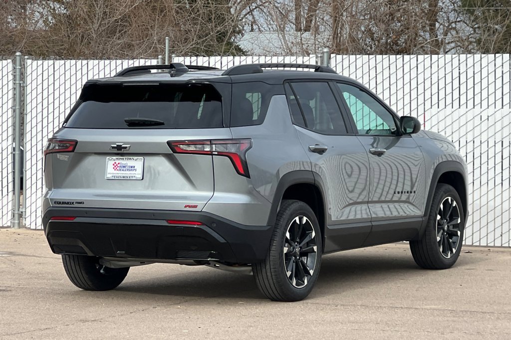 New 2026 Chevrolet Equinox RS w/ Convenience Package III image 4