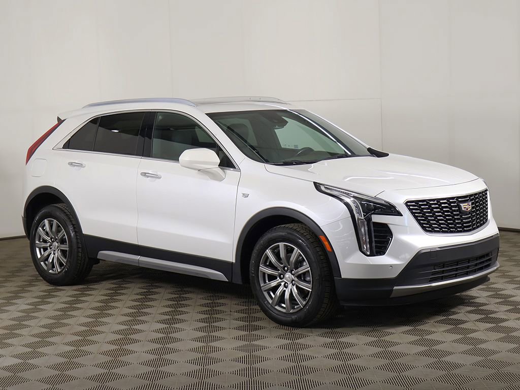 Used 2020 Cadillac XT4 Premium Luxury w/ Cold Weather Package AWD/4WD image 2