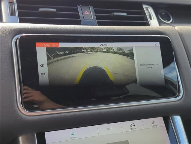 Used 2019 Land Rover Range Rover Sport SE image 12