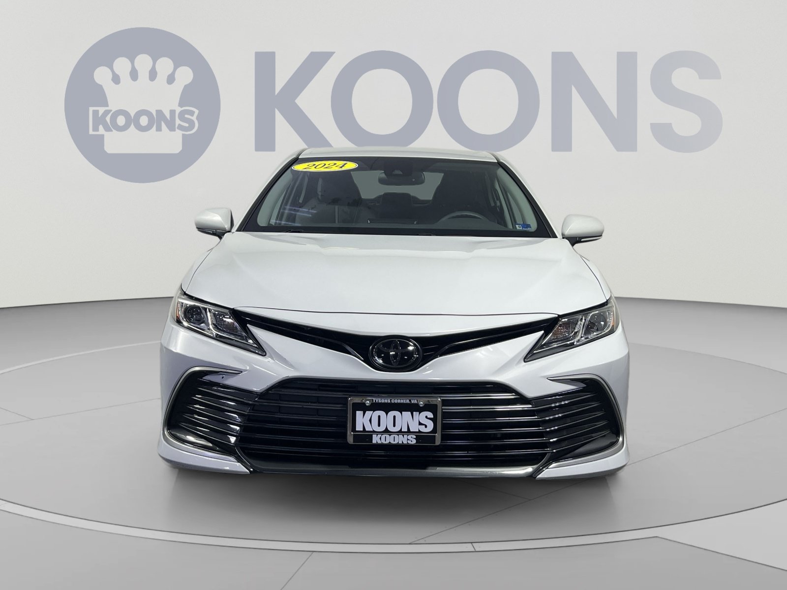 Used 2024 Toyota Camry LE w/ Convenience Package FWD image 8