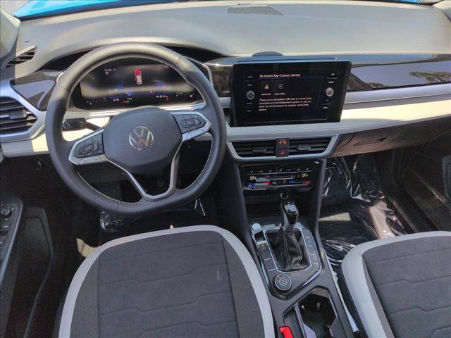 New 2026 Volkswagen Taos SE AWD/4WD image 15