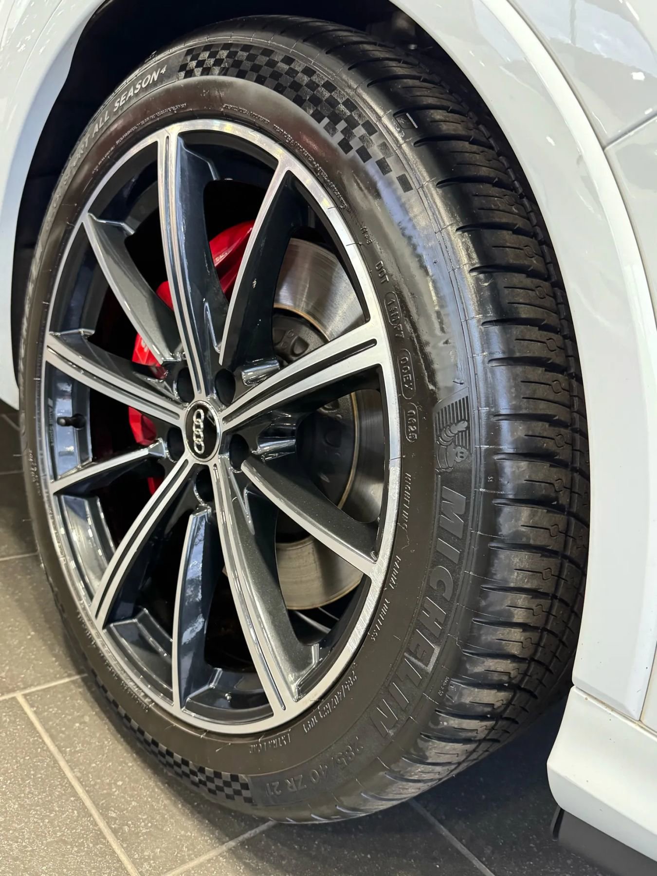 Used 2020 Audi SQ7 Prestige AWD/4WD image 41