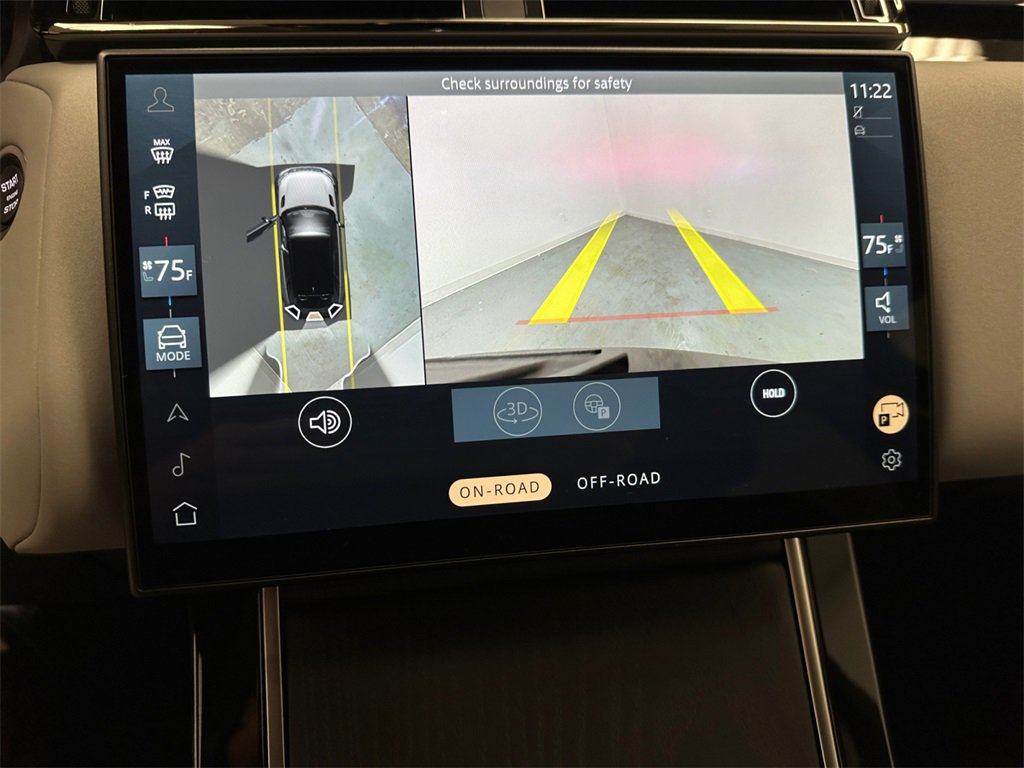 Used 2025 Land Rover Range Rover Velar Dynamic SE image 17