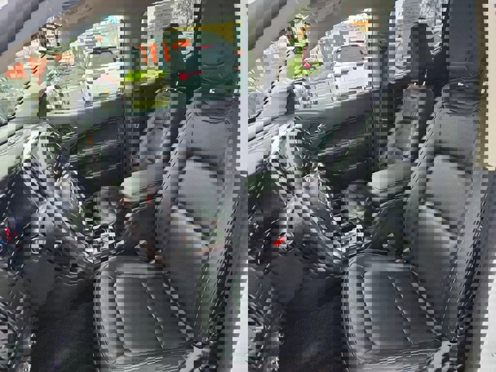 Used 2017 GMC Canyon SLT image 7