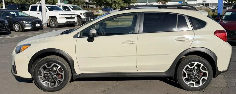 Used 2017 Subaru Crosstrek 2.0i Limited AWD/4WD image 7