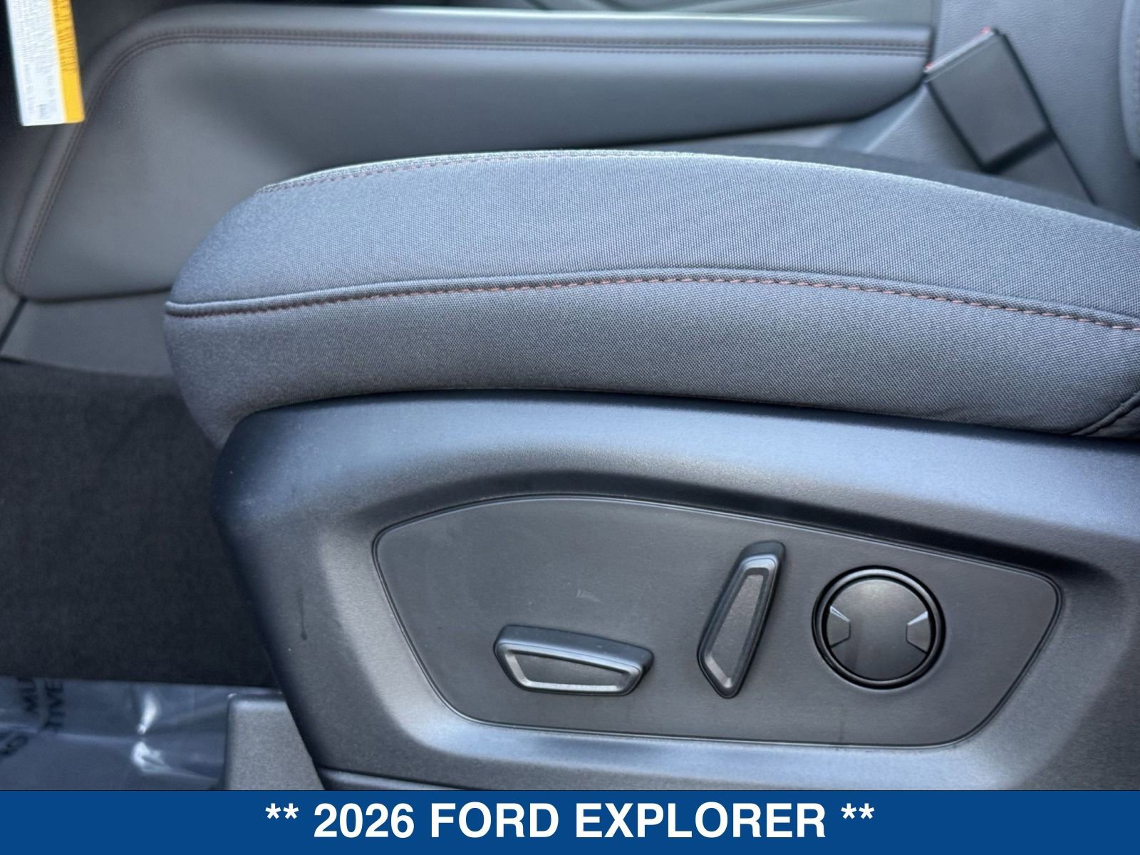 New 2026 Ford Explorer Active RWD image 19