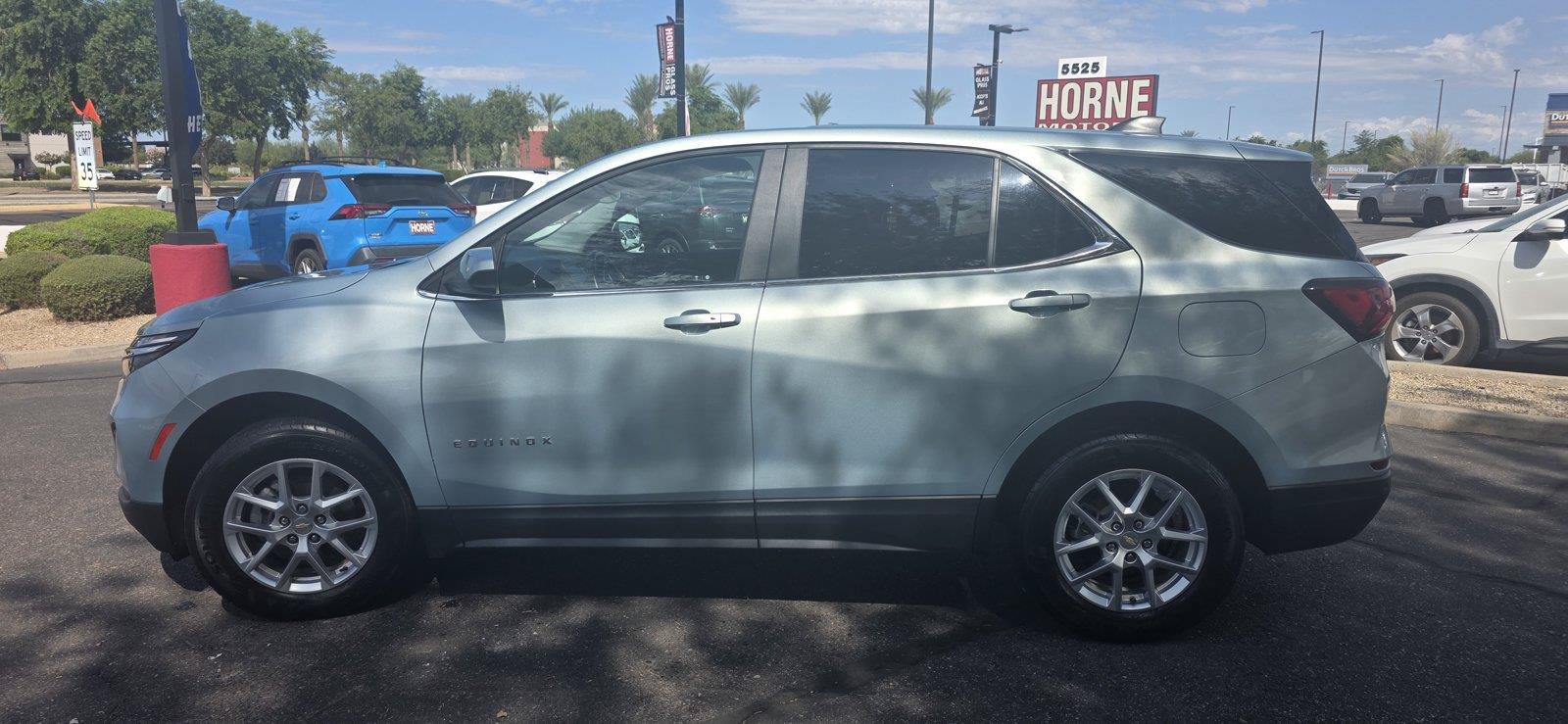 Used 2022 Chevrolet Equinox LT AWD/4WD image 8