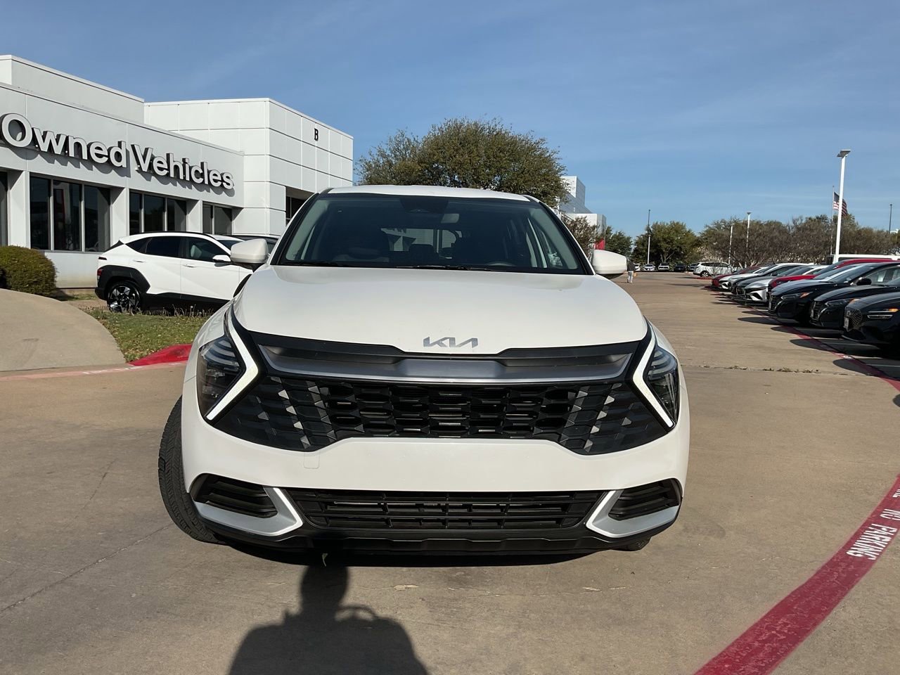 Used 2025 Kia Sportage LX image 5